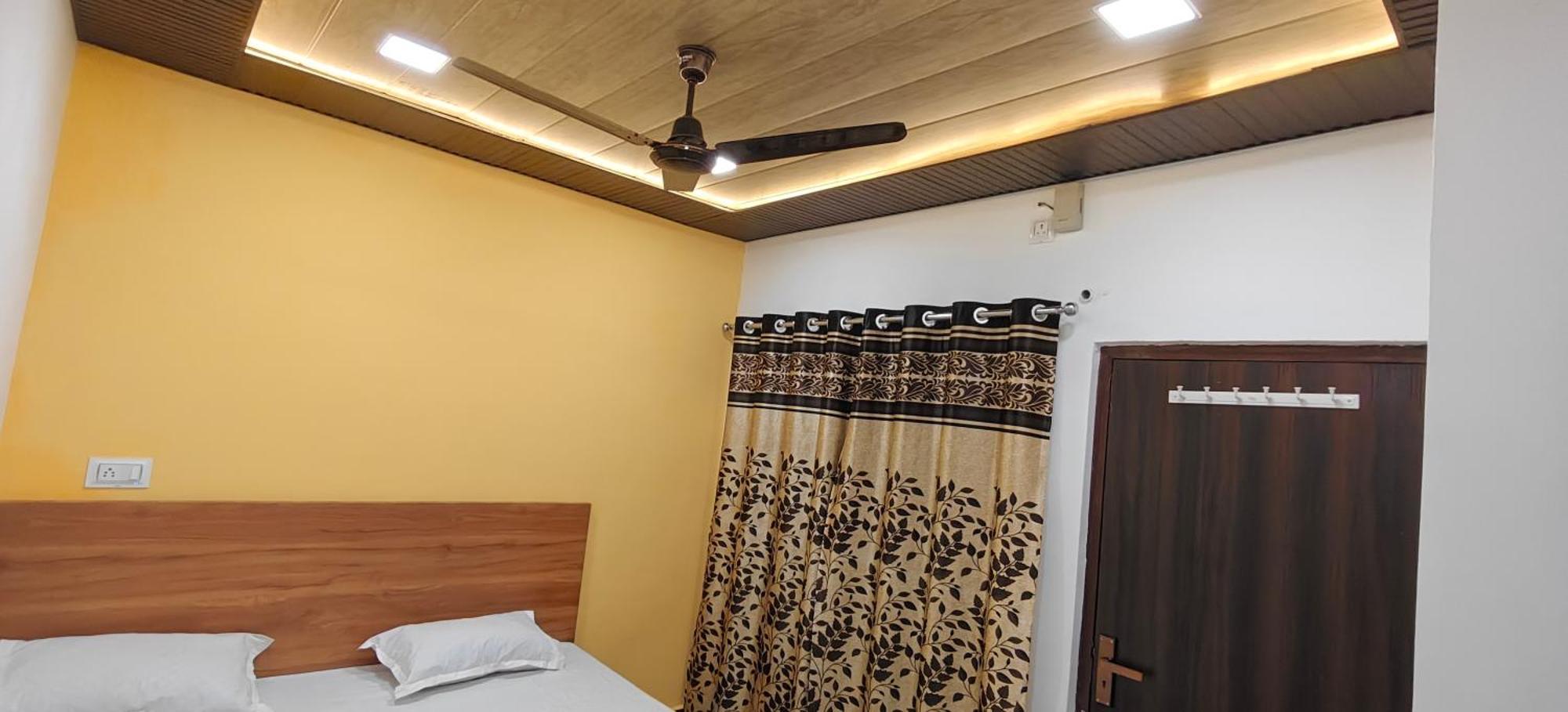 Hotel Mashaal- A Light Lit By Vidhata Jhānsi Dış mekan fotoğraf